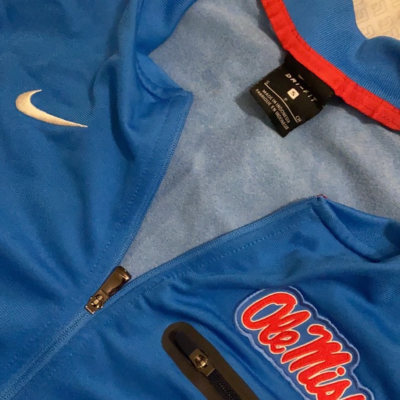 Ole miss Nike pullover - Picture 2 of 3